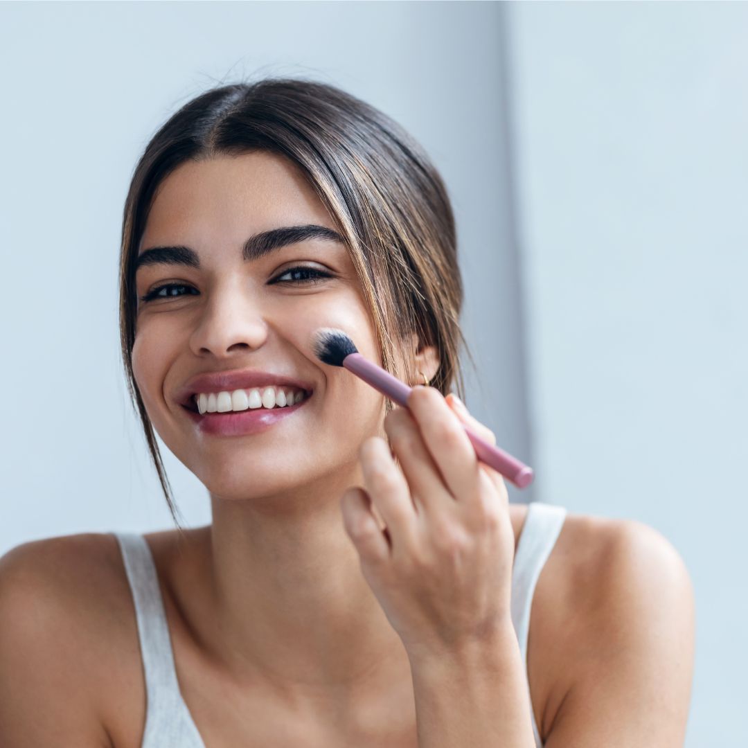 How Long After Microneedling Can I Wear Makeup?